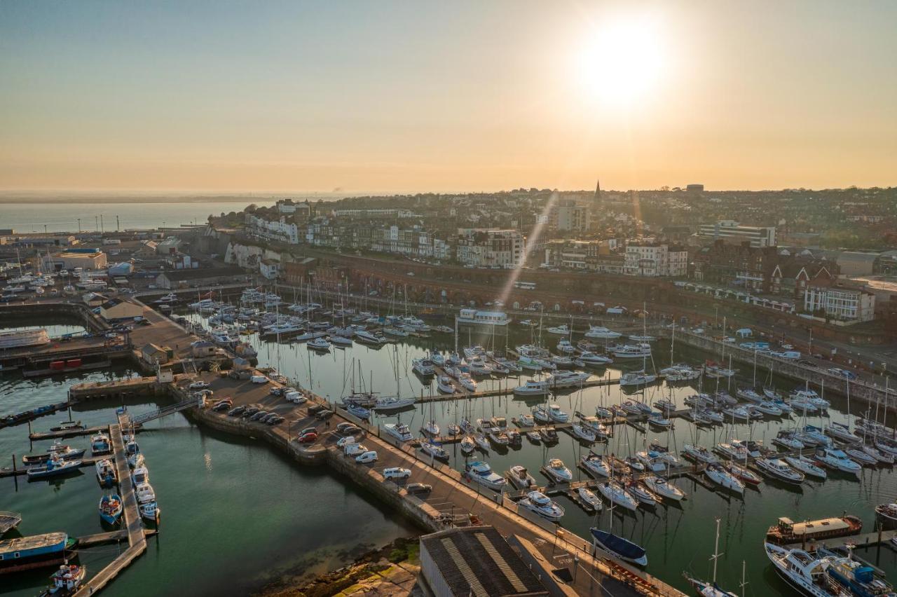 Royal Harbour Retreat - Balcony, Sea View Property Ramsgate Extérieur photo